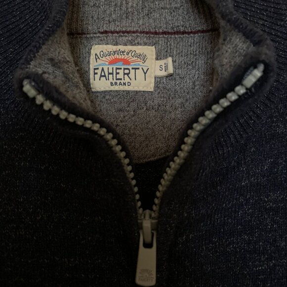 Faherty Men’s navy 1/4 Zip Sweater S Cashmere Blend Cozy Luxury - Picture 2 of 5